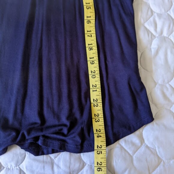 Ladies top - Picture 6 of 6